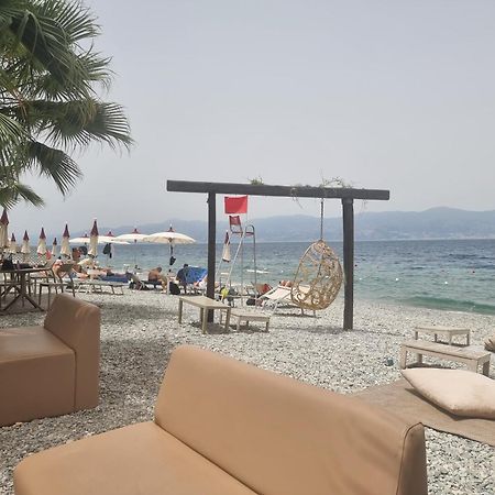 Loft Magna Grecia Reggio Calabria Centro Storico A 3 Minuti A Piedi Dal Mare Daire Dış mekan fotoğraf