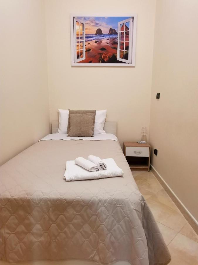 Loft Magna Grecia Reggio Calabria Centro Storico A 3 Minuti A Piedi Dal Mare Daire Dış mekan fotoğraf