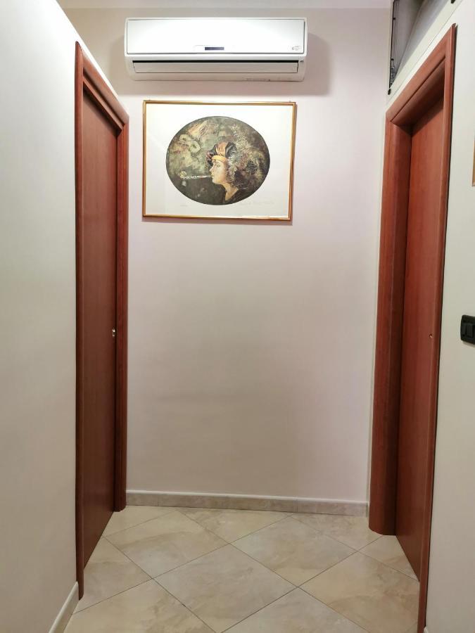 Loft Magna Grecia Reggio Calabria Centro Storico A 3 Minuti A Piedi Dal Mare Daire Dış mekan fotoğraf