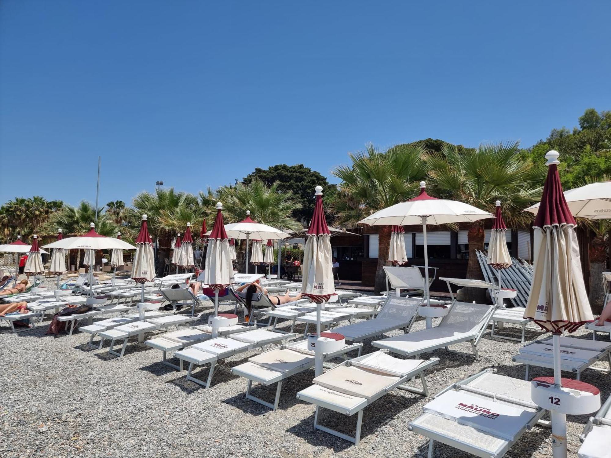 Loft Magna Grecia Reggio Calabria Centro Storico A 3 Minuti A Piedi Dal Mare Daire Dış mekan fotoğraf
